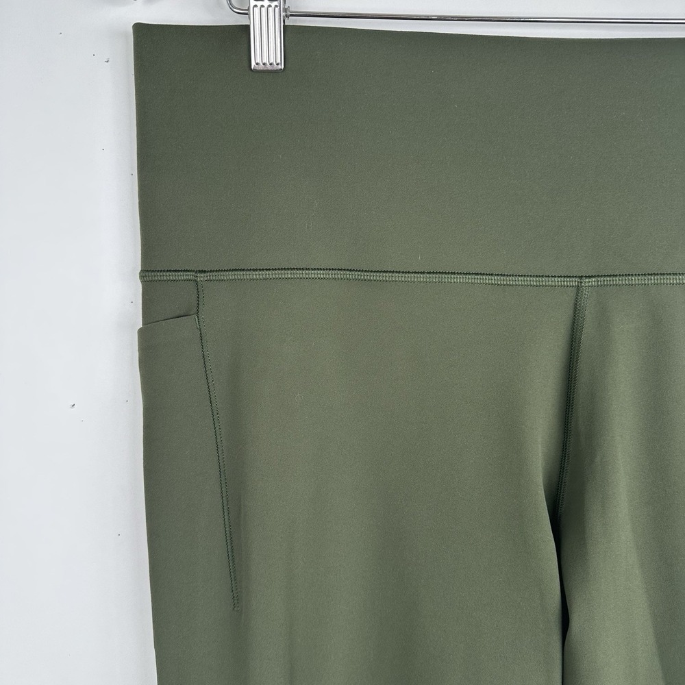 NWT Athleta Salutation Stash 7/8 Tight 2X 20W 22W Aspen Olive Pockets Breathable - Picture 5 of 11